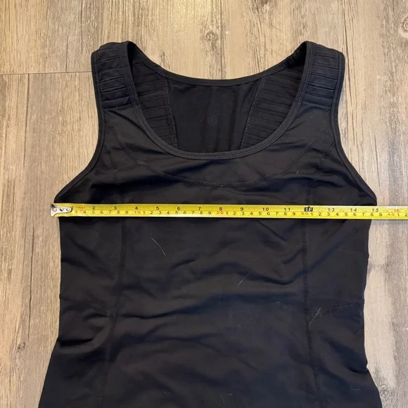 Black Lululemon Pleated Tank Top - Picture 8 of 8